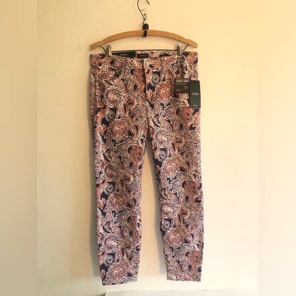Jones New York Lexington Skinny Crop Pants Women's 10 Red White Blue Paisley NWT